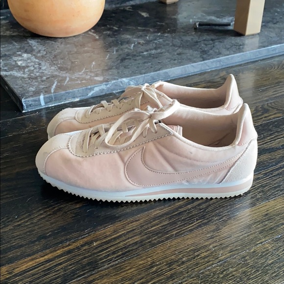 nike cortez pink velvet